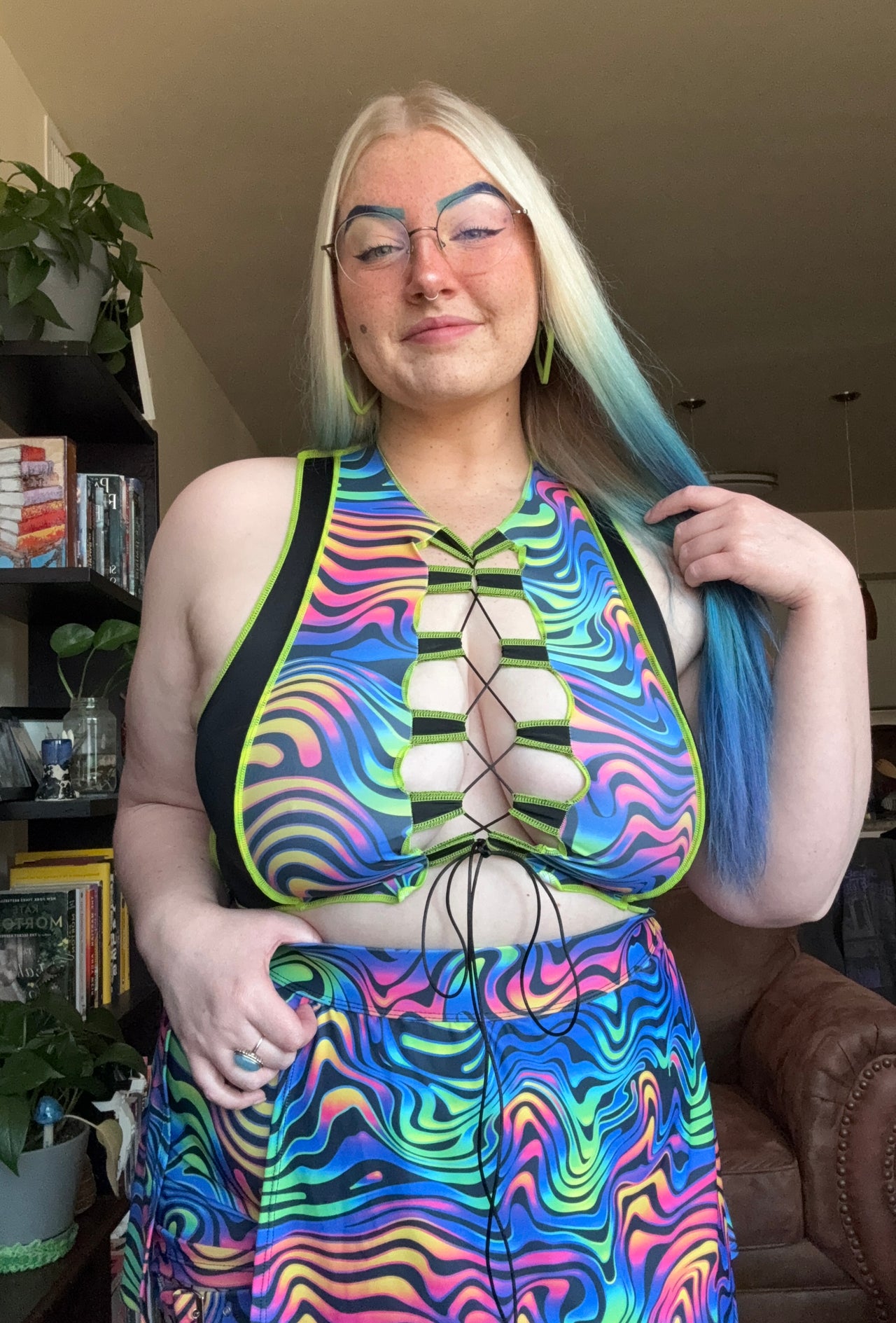 ✨PRE ORDER✨ Black Reverse Seam Top