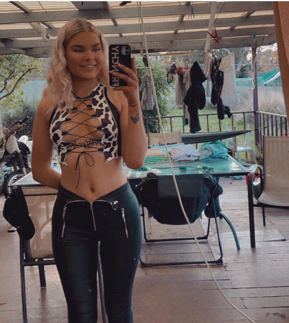 ✨PRE ORDER✨ Black Reverse Seam Top