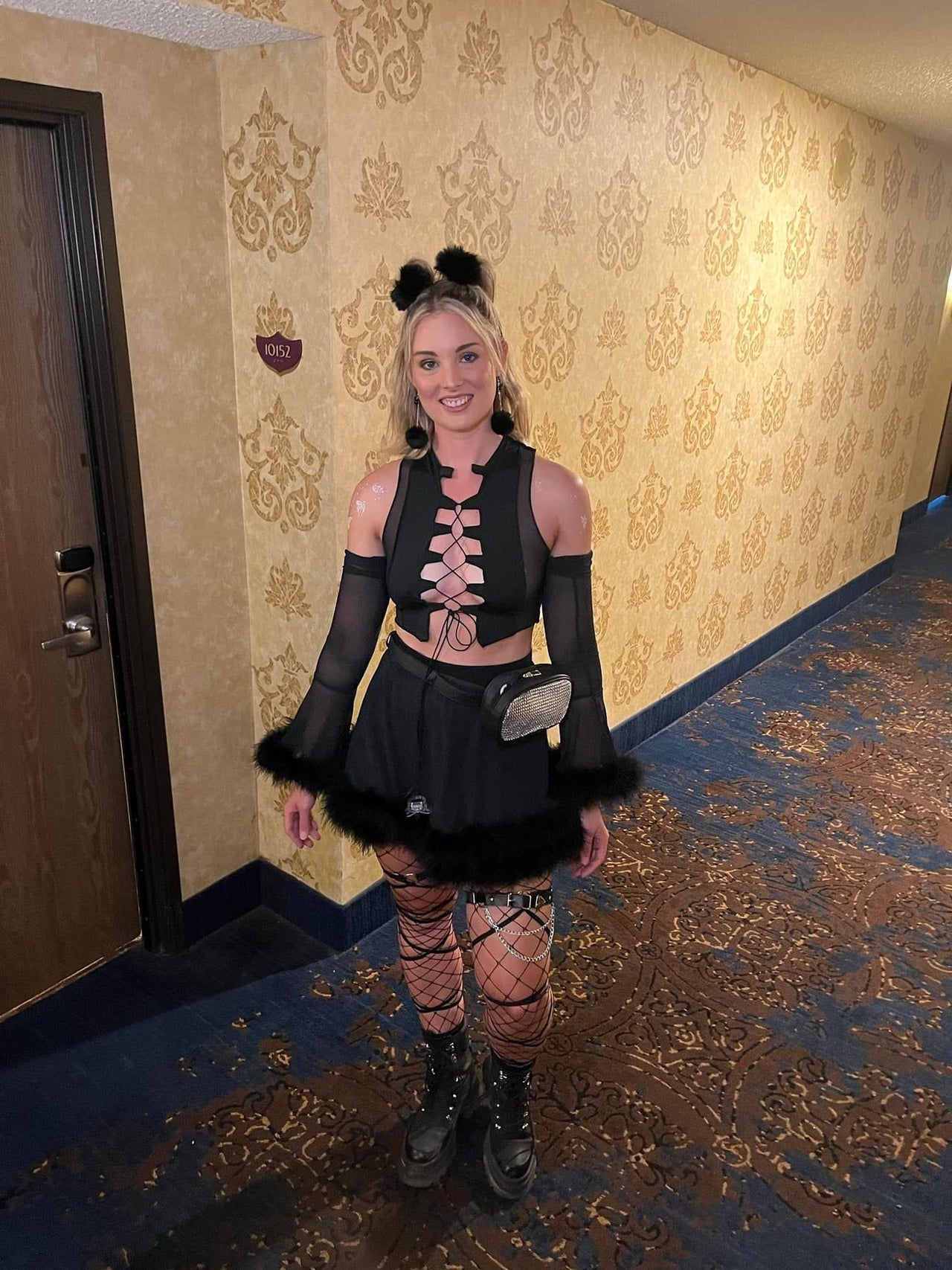 Spectrum Reverse Seam Top