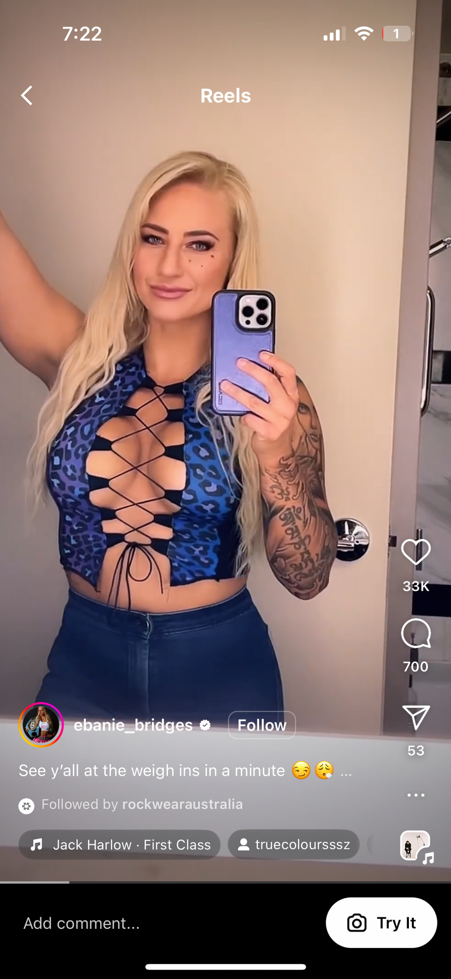 Spectrum Reverse Seam Top