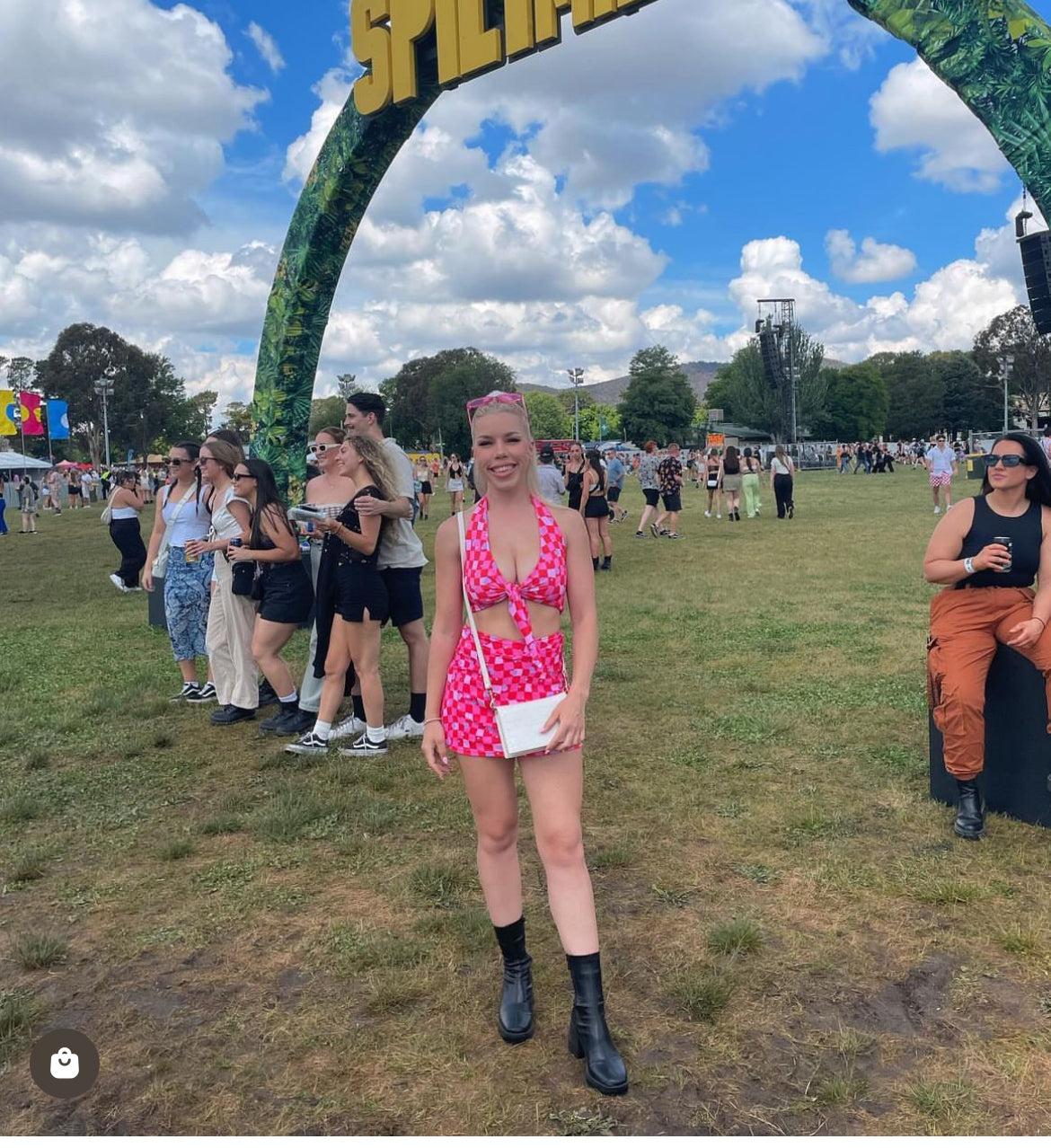 Miss Daisy Halterneck Top