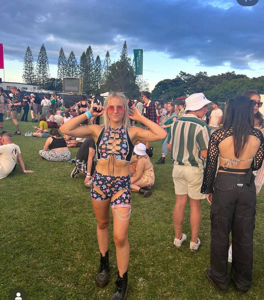 Spectrum Reverse Seam Top